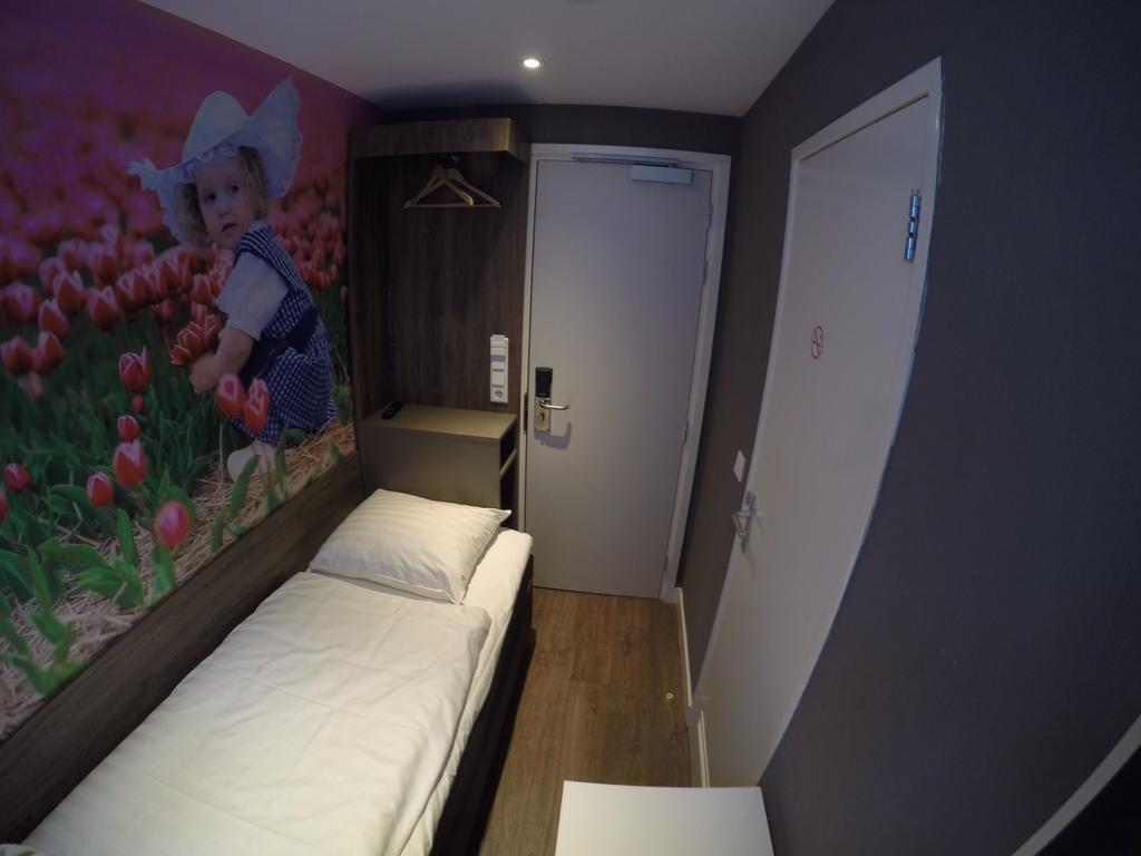 Camera Doppia con Letti Singoli con Bagno Privato